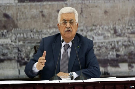  Mahmoud Abbas signed some 20 international treaties at the meeting in Ramallah