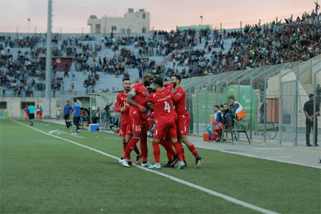 احتفال لاعبي المنتخب الوطني بعد احرازهم هدفا في مرمى بوتان