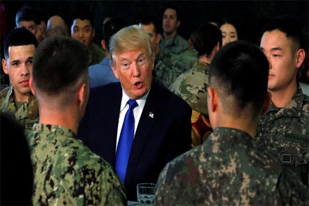 US President Donald Trump has lunch with troops at US military installation Camp Humphreys in Pyeongtaek, South Korea, November 7, 2017.