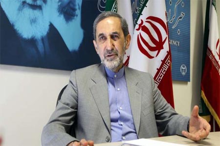 مستشار المرشد الإيراني للشؤون الدولية علي أكبر ولايتي