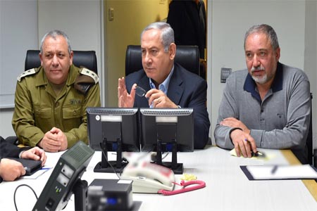 Israeli PM Benjamin Netanyahu (C), Defense Minister Avigdor Lieberman (R), and Chief of Staff Lieutenant-General Gadi Eizenkot