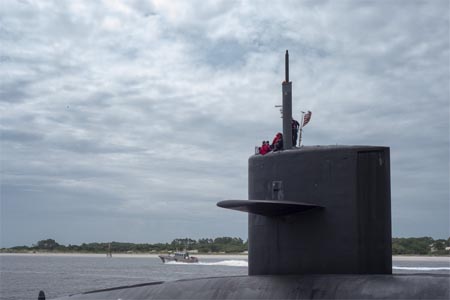 The Ohio-class ballistic missile submarine USS Tennessee