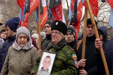 Residents of the Donbass town of Debaltsevo marking the third anniversary of the liberation from the Ukrainian Armed Forces