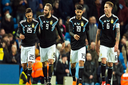 سيلعب المنتخب الأرجنتيني لقاء إسبانيا يوم الثلاثاء القادم