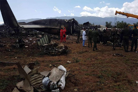 حطام الطائرة العسكرية الجزائرية