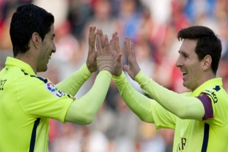 عودة برشلونة لنغمة الانتصارات على حساب غرناطة