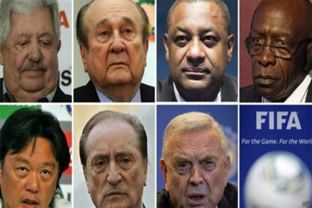 المتهمون من كبار المسؤولين في الاتحاد الدولي لكرة القدم