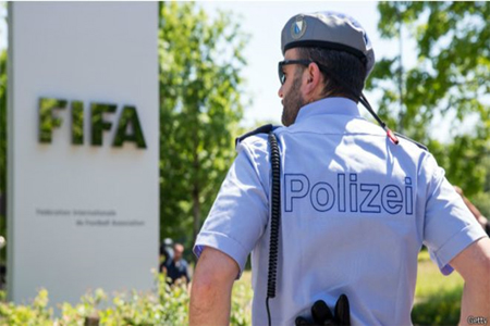  حصلت الشرطة على بيانات من مكتب الأمين العام والمسؤول المالي للفيفا أيضا 