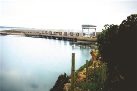 جانب من سد الفرات في الرقة