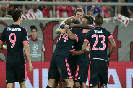 مولر ورفاقه حافظوا على عادة الانطلاقة المثالية لبايرن ميونيخ بدور المجموعات لدوري الأبطال (الفرنسية)