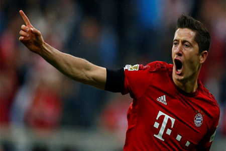 البولندي روبرت ليفاندوفسكي