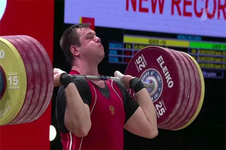 الرباع الروسي أليكسي لوفتشيف