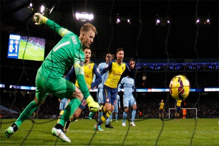 مانشستر سيتي يسقط أمام المدفعجية