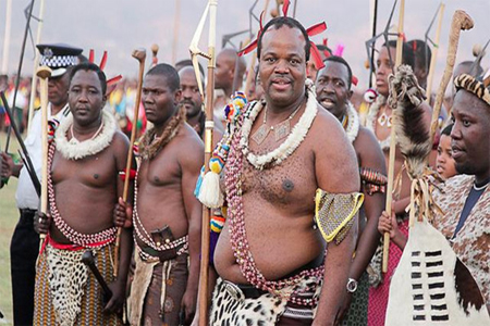 الملك مسواتي الثالث المحتجزة طائرته في كندا للمرة الثانية