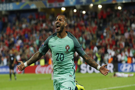 فرحة ريكاردو كواريزم بهدف الفوز