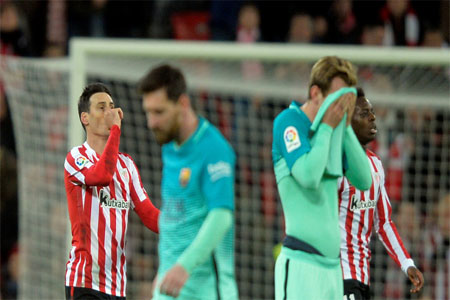 أتلتيك بيلباو يهزم برشلونة