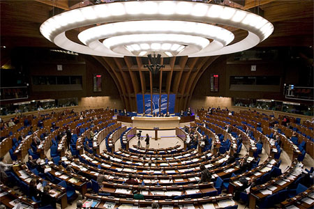 A general view of the hemicycle of Council of Europe is seen during a debate of the Parliamentary Assembly of the Council of Europe © Vincent Kessle / Reuters