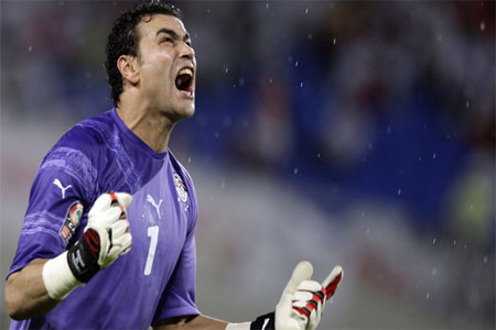 عصام الحضري