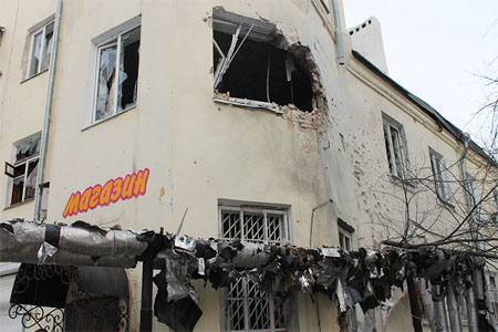 A shop damaged by an attack of the Ukrainian armed forces in Donetsk. © Irina Gerashchenko / Sputnik