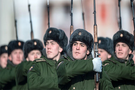 Russian soldiers