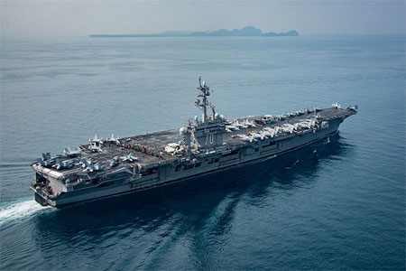 USS Carl Vinson (CVN 70) .