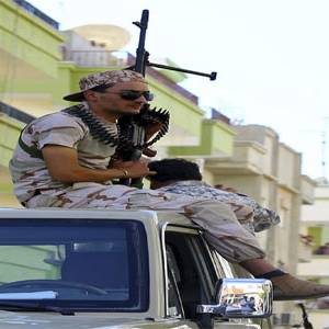 مسارات الخروج من الأزمة الليبية تتشابك على طاولة المفاوضات