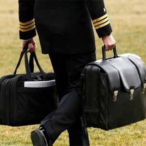 متى سيضغط ترامب زره النووي وماهي خفاياه؟