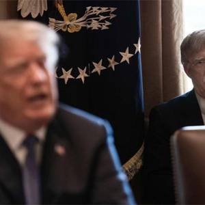 قصف اسرائيل للمطار السوري هديتها لبولتون في يوم تنصيبه الاول بالبيت الابيض