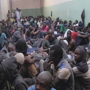 لأول مرة.. مجلس الأمن يعاقب 6 من مهربي المهاجرين بليبيا