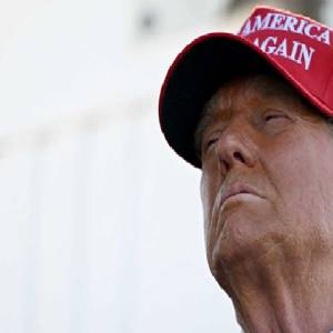 Trump... Anti-corruption law harms national security!!